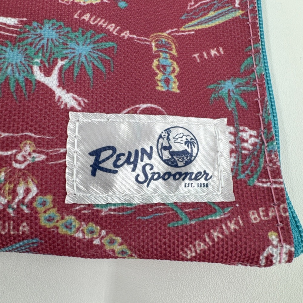 United‎ Airlines UA Reyn Spooner Travel Amenity Kit Hawaii First Class 2025 NEW - Picture 2 of 7